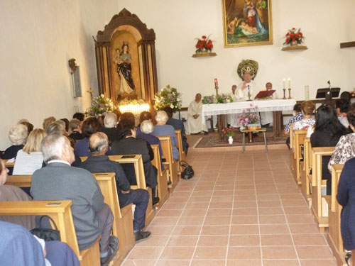 Diocesi di Lamezia Terme - Don Pino Latelli celebra la Messa nella chiesa Madonna del Riposo di Platania 1
