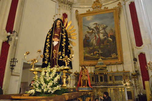 Settimana Santa 2015 l'Addolorata all'interno del Duomo