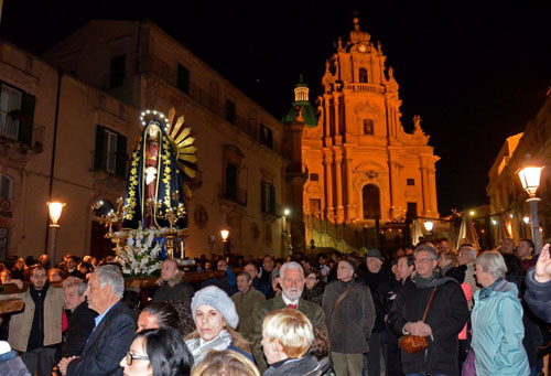Settimana Santa 2015 l'Addolorata e il Duomo
