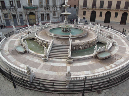 la fontana della vergogna di Palermo