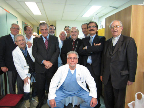 il vescovo di Cefalù con il management dell'ospedale