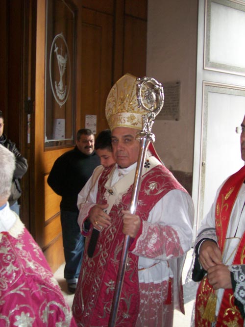 Belpasso-Arcivescovo Mons. Salvatore Gristina 