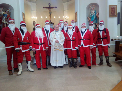 Diocesi Lamezia Terme - Primo raduno Babbi Natale con don Pino Latelli Platania (2)