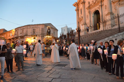 Addolorata Ibla 2015 la processione